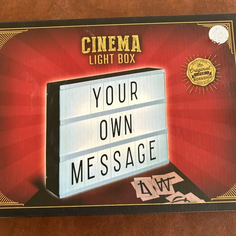 NIB - Cinema Style‎ Light Box